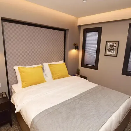 The Row Taksim Hotel 3*