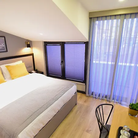 Hotel The Row Taksim 3*