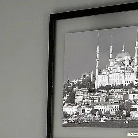 The Row Taksim ホテル 3*