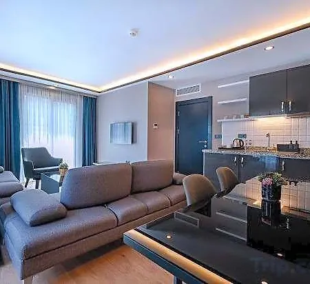 The Row Taksim 3*