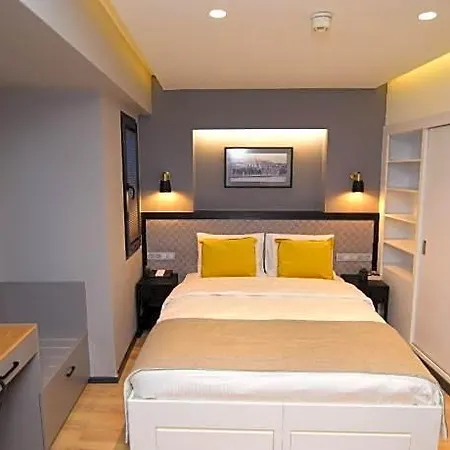 Отель The Row Taksim 3*