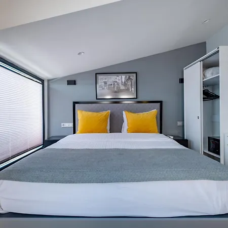 Hotell The Row Taksim